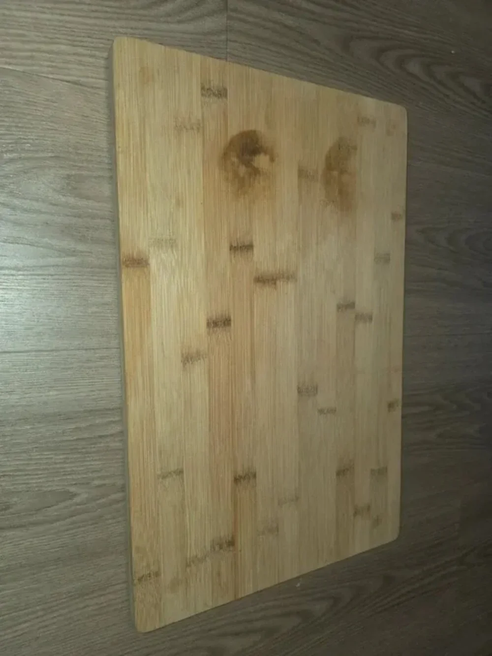 Bamboo cutting board, medium size